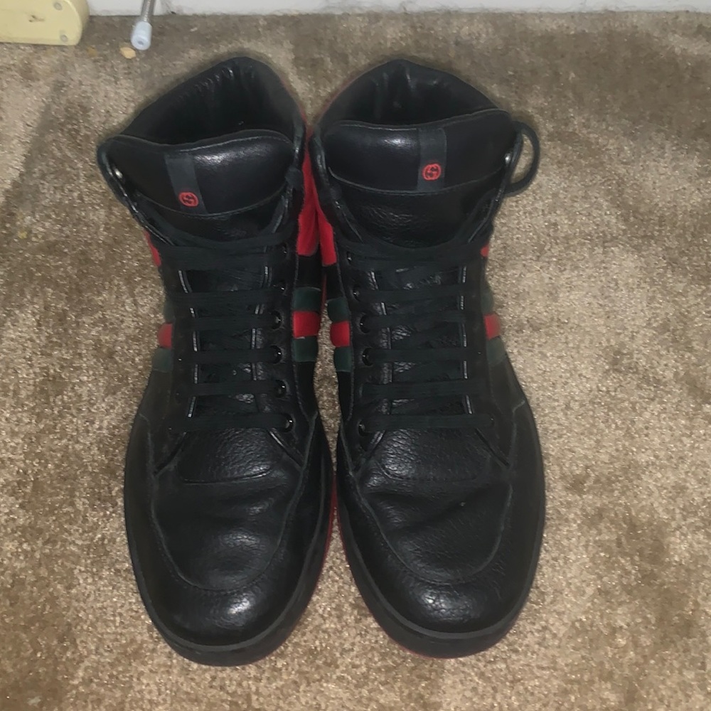 Authentic Gucci sneakers., 368494 8 1/2